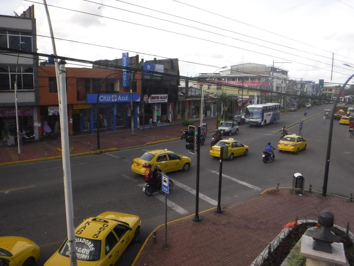 Hotel Rey Salomon Nueva Loja Exterior foto